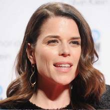 تصویر Neve Campbell